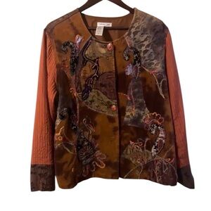 - Coldwater Creek western boho western native Brown Orange green button ja…